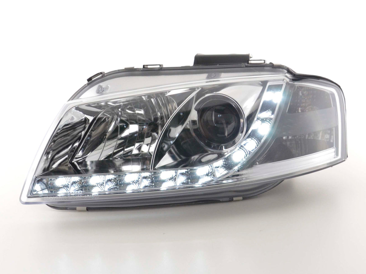 Scheinwerfer Daylight Audi A4 Typ 8E 01-04 chrom Scheinwerfer Daylight Audi A4 Typ 8E 01-04 chrom